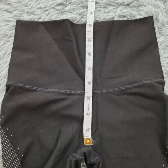 Lululemon Women Mapped Out HR Tight - Size 2 - Picture 9 of 11